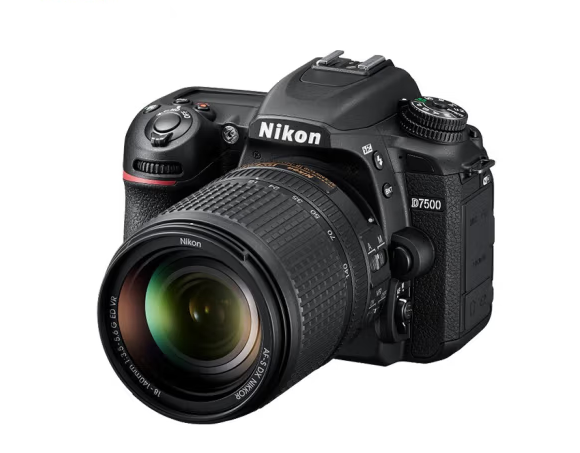 尼康/Nikon D7500+18-140 3.2英寸/2000-2999万/单反相机/APS-C/SD卡/单镜头套机/黑色/数字照相机